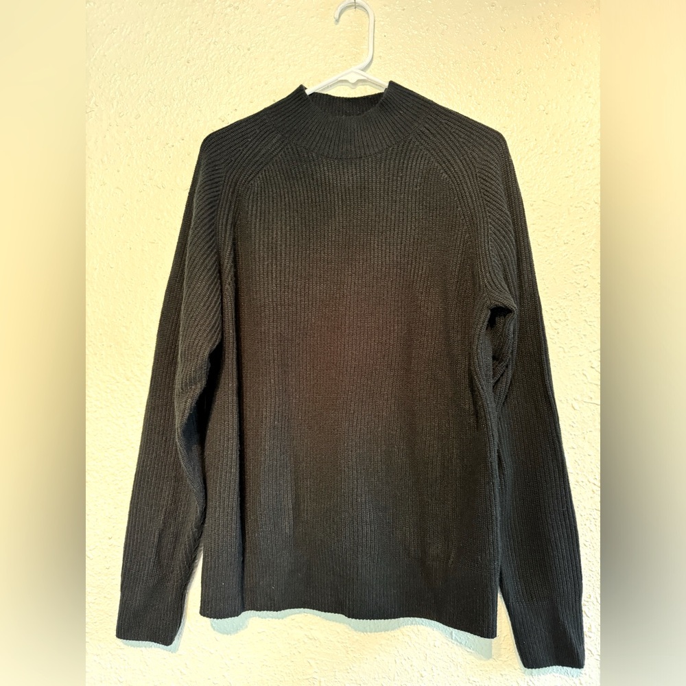 Uniqlo Washable Moc Neck Sweater
